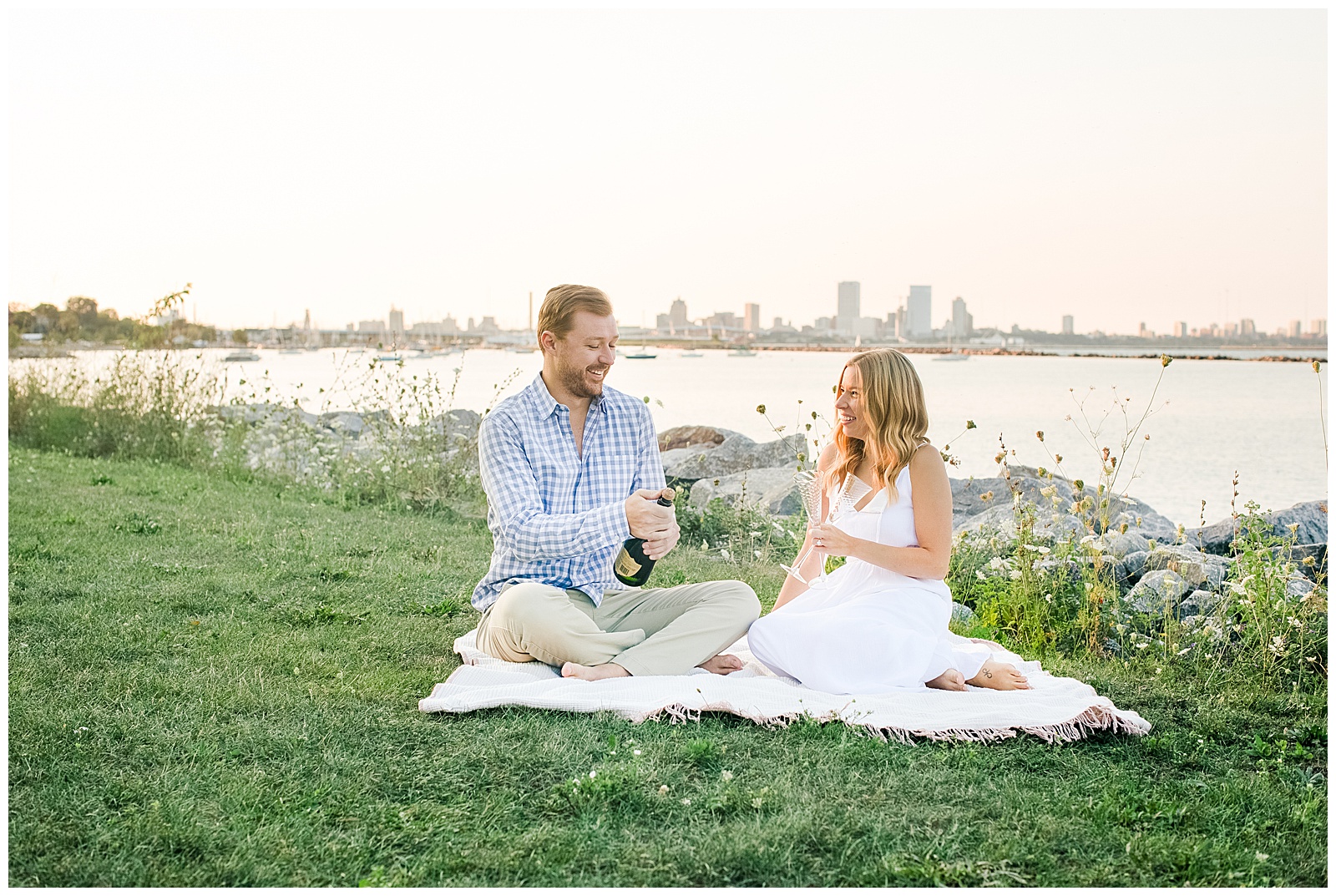 Milwaukee engagement session, Milwaukee engagement