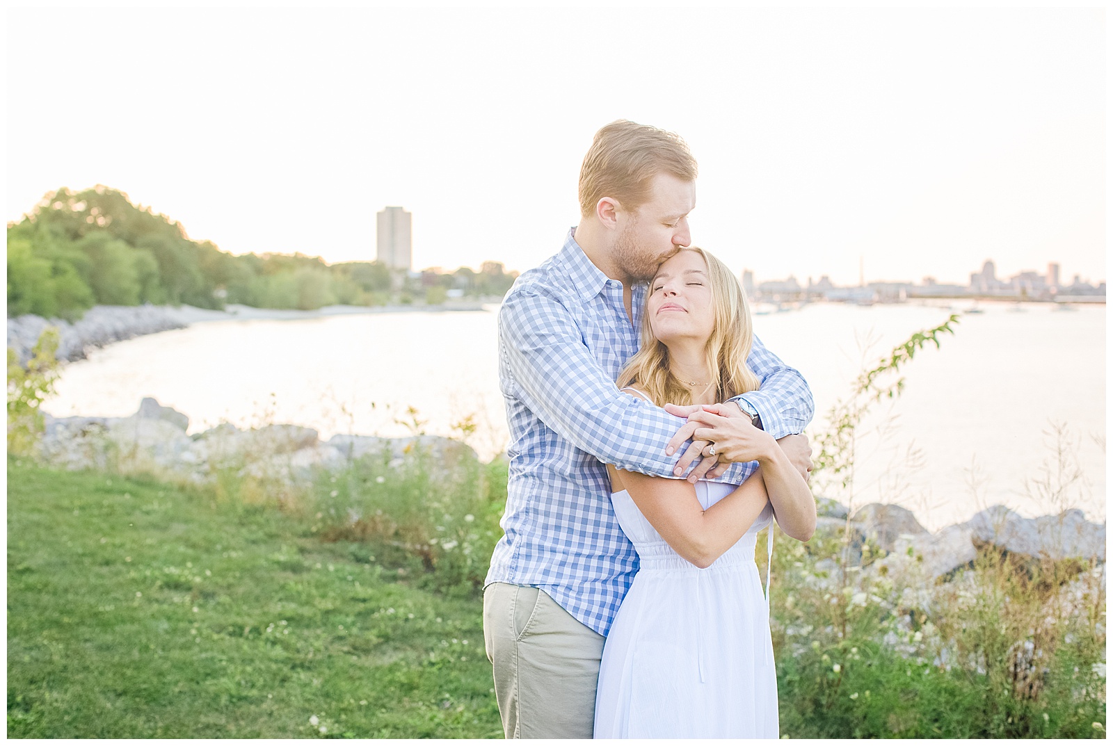 Milwaukee engagement session, Milwaukee engagement